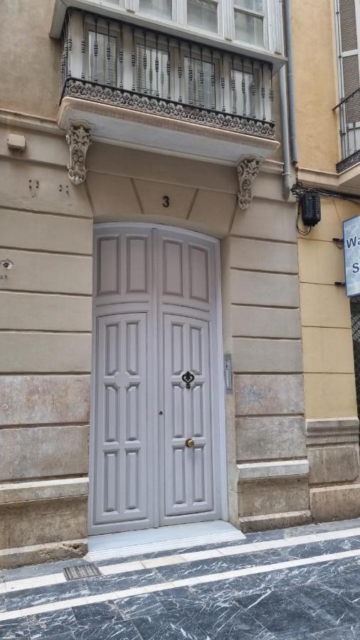 Puerta De Alhambra Apartment Малага Екстериор снимка
